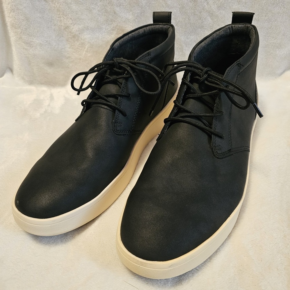 IZOD Men's Palmer Black Chukka Boots White Sole Size 12 M Used